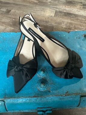 French Connection Black Satin Pointed Toe Slingback Kitten Heels w Knotted Bow